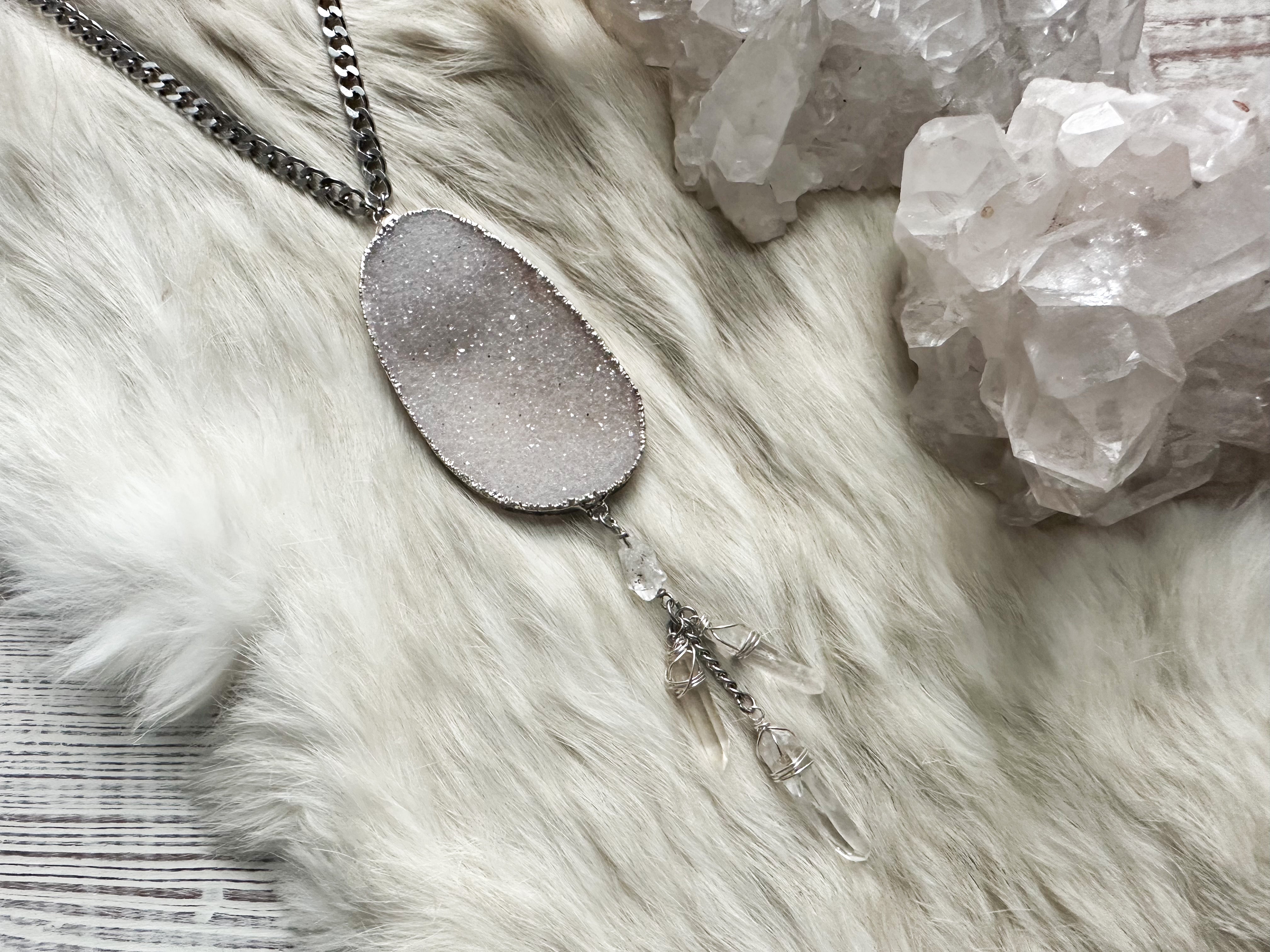 Heart portal necklace