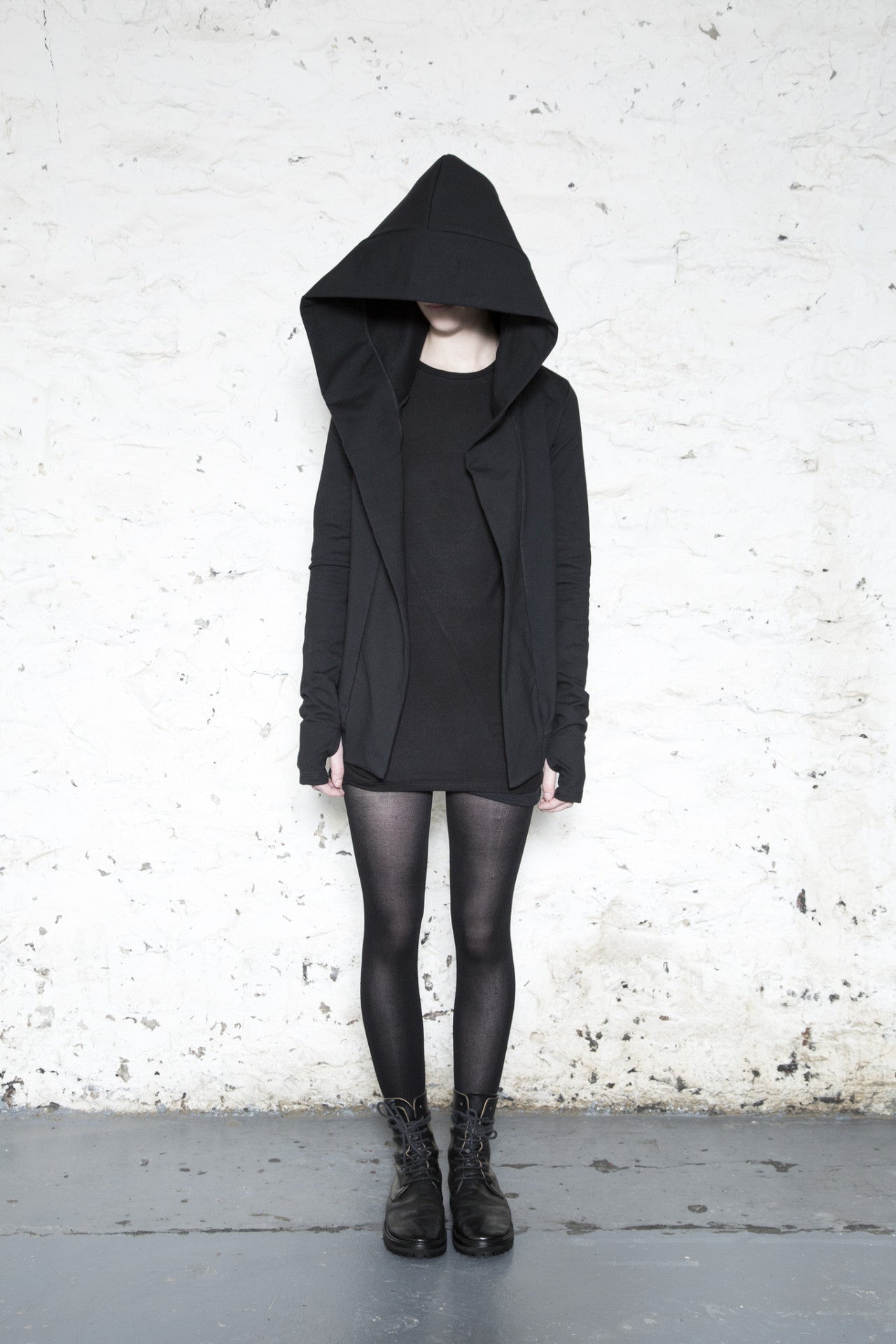 Ovate Valhalla hoodie size M