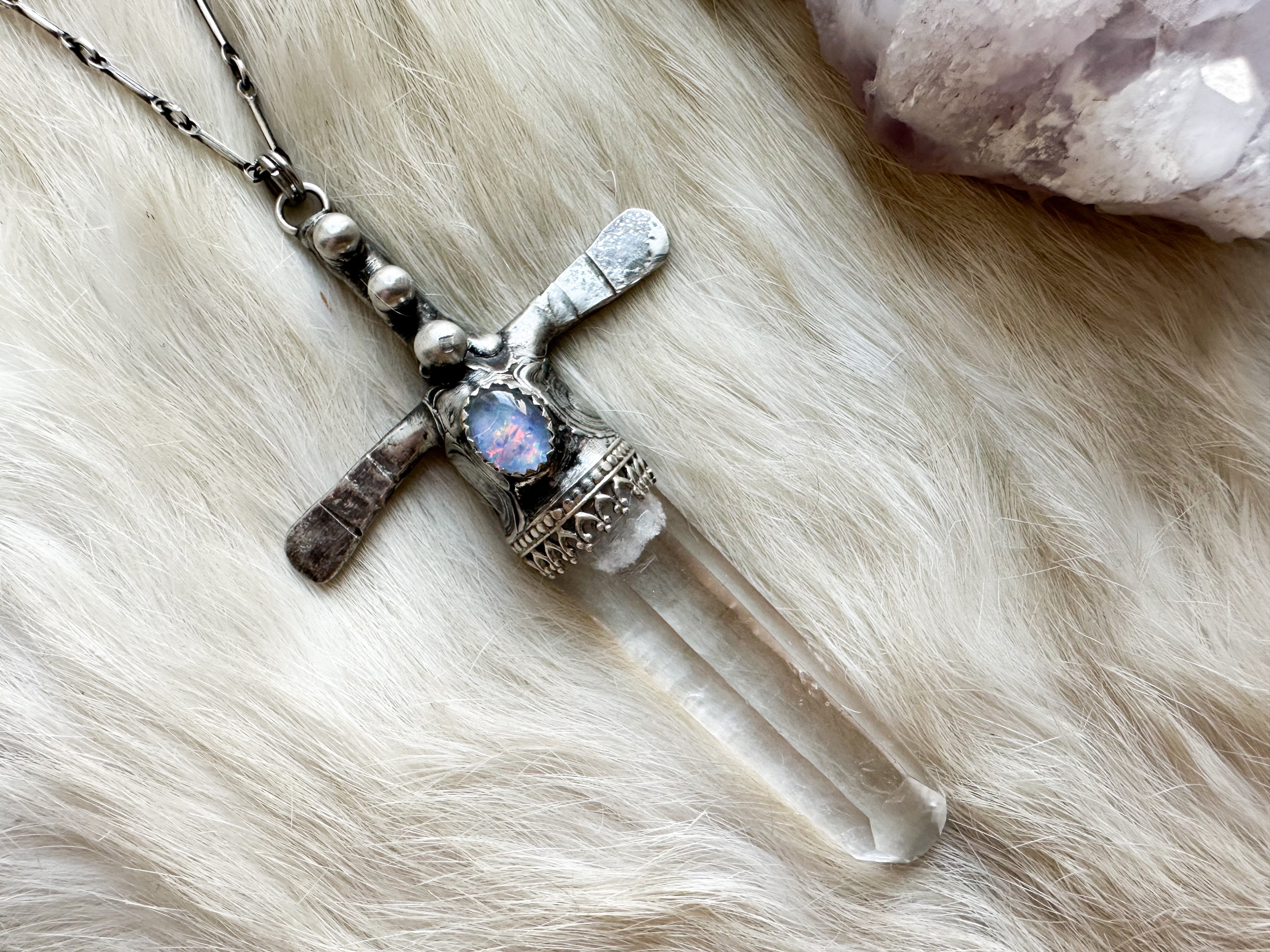 Lightwielder Crystal Sword with Lightning Struck Quartz