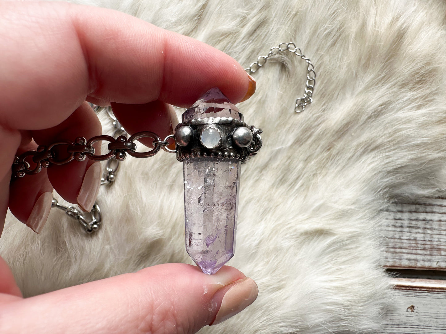 Amethyst Vogel power necklace