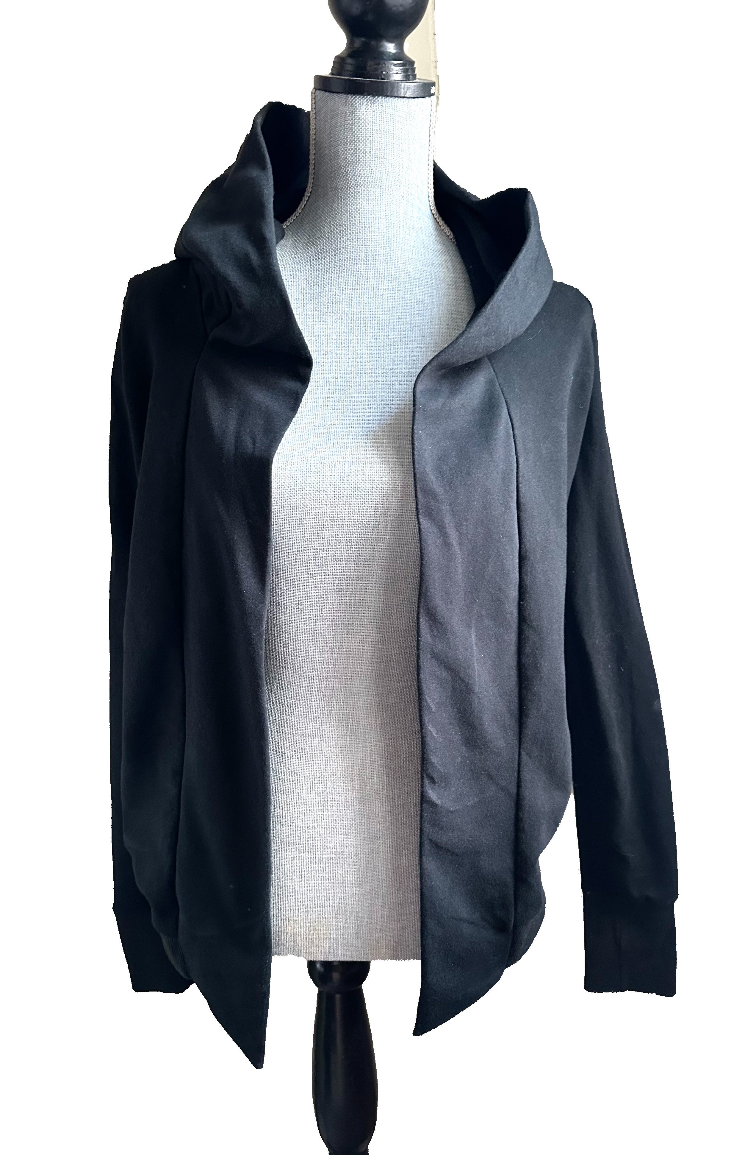 Ovate Valhalla hoodie size M